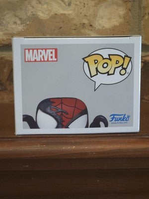 Funko Pop! Marvel Spider-Man 2 #1029 2.0 Symbiote Takeover HotTopic Exclusive