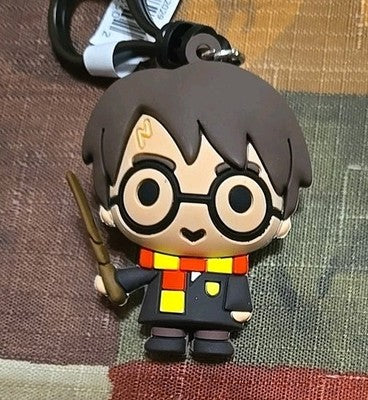 Harry Potter NEW * Harry Potter With Wand Clip * Blind Bag Series 3  Monogram