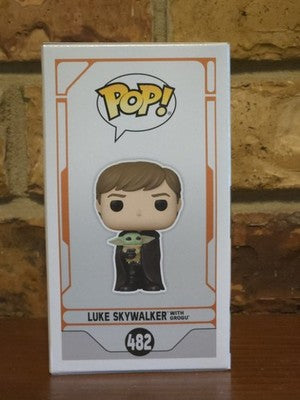 Funko Pop! : Star Wars - Luke Skywalker with Grogu #482
