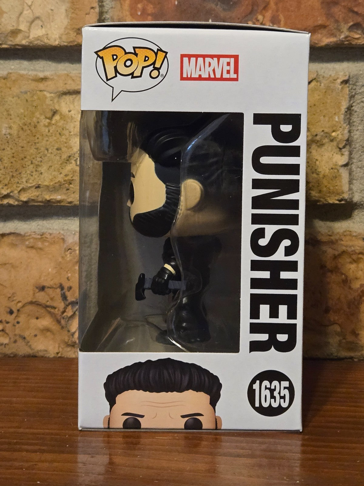 Funko Pop! The Punisher One Last Kill #1635 - Glow in the Dark - EE Exclusive