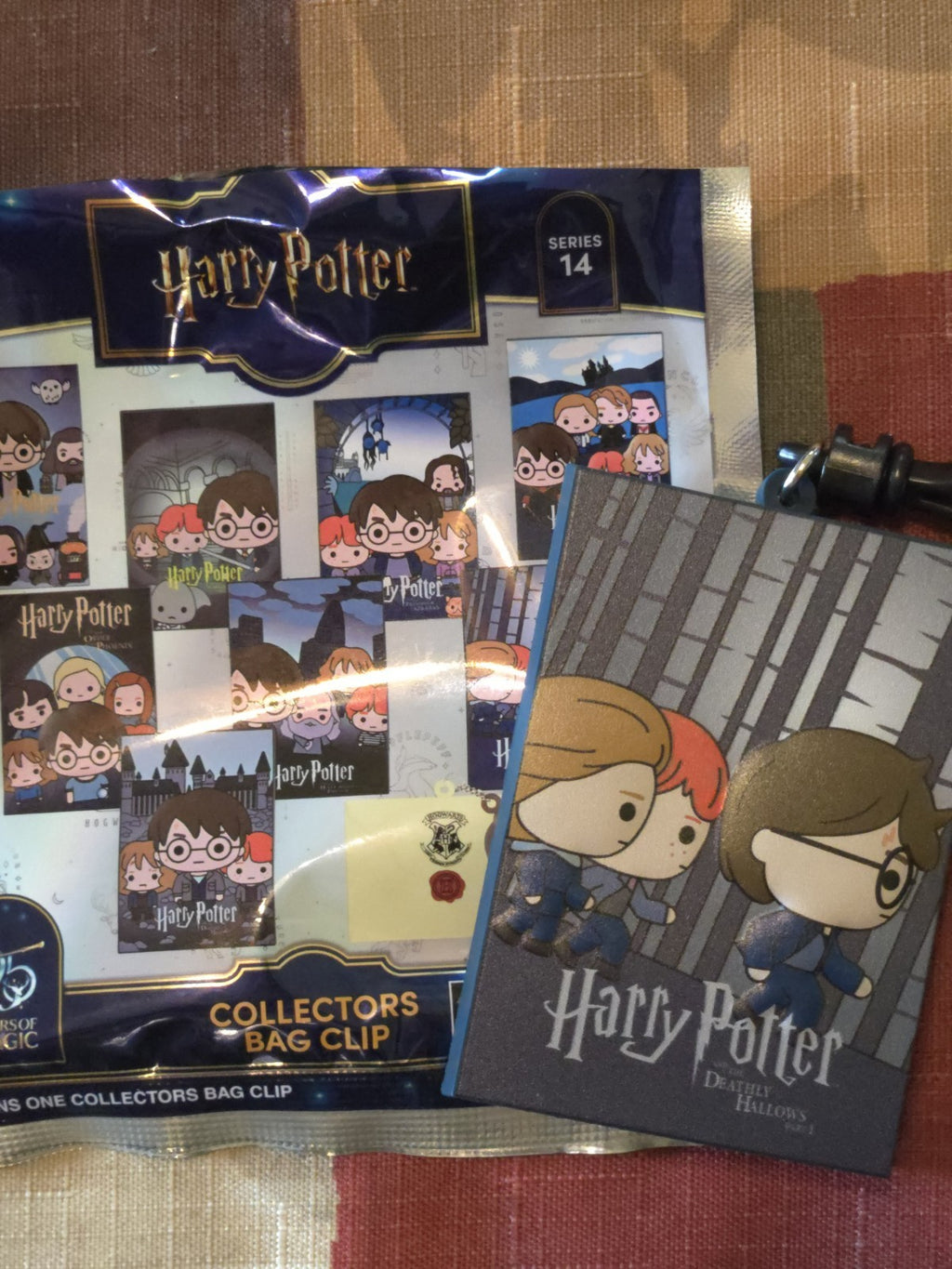 Harry Potter Series 14 3D Foam Blind  Bag Clip The Deathly Hallows Part 1 Poster