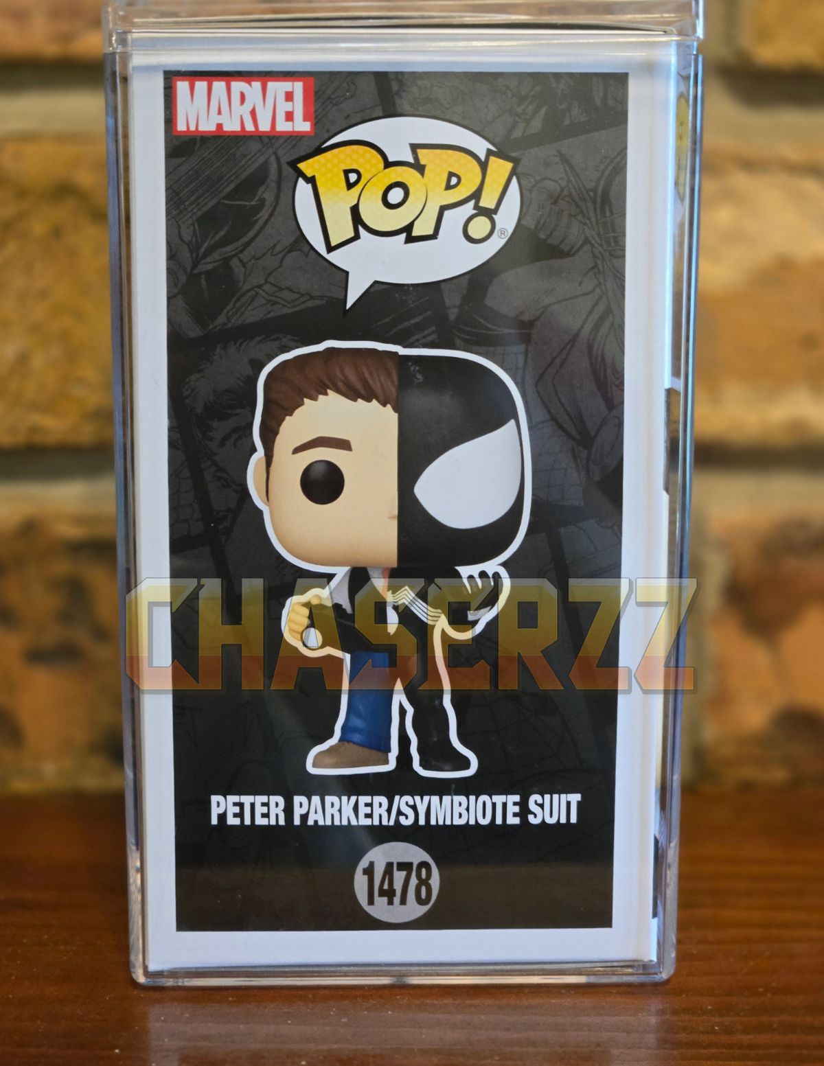 Funko Pop! Peter Parker/Symbiote Suit (GITD) (Chase) With Hard Case
