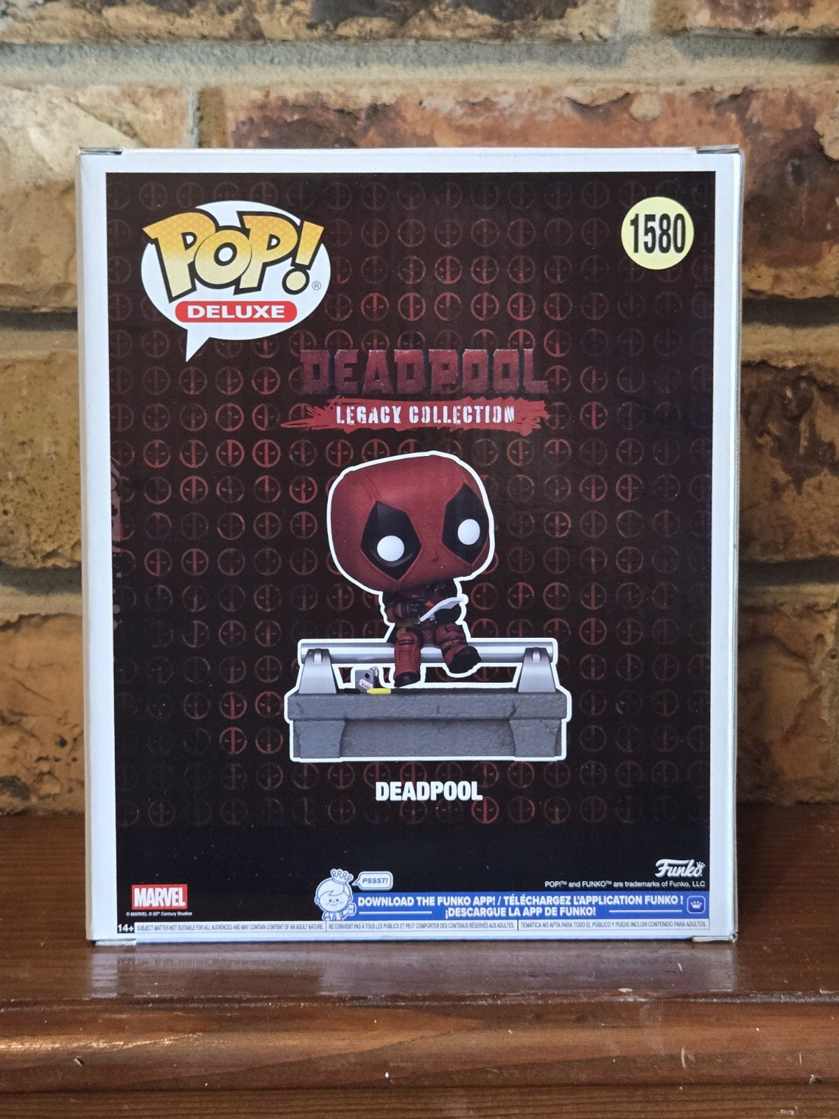 Funko Pop! Deluxe: Deadpool - Deadpool on Bridge (Marvel) 