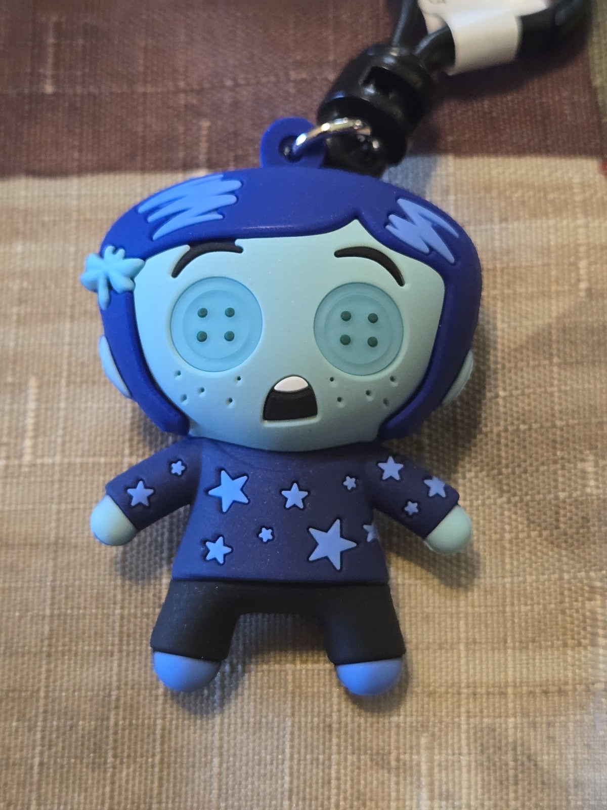 Coraline Series 5 Figural Blind Bag Clip Coraline Glow In The Dark