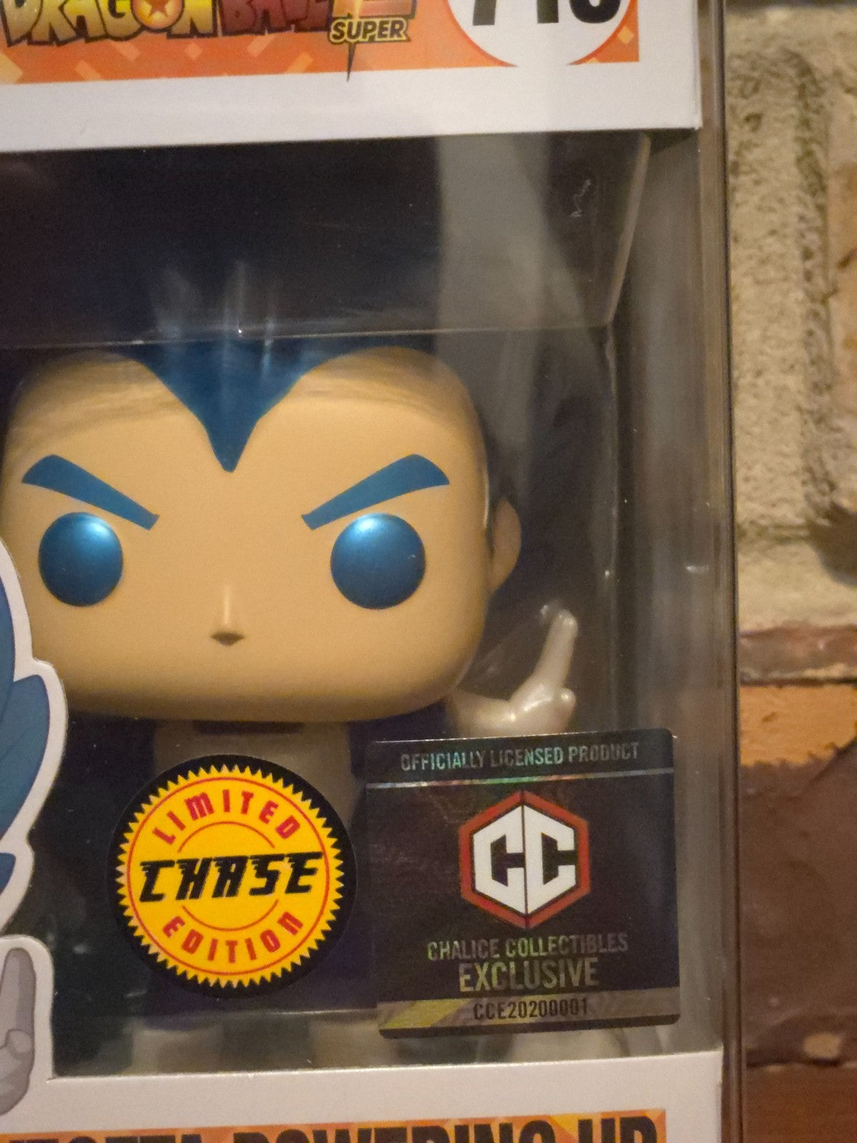 Funko Pop! Dragon Ball - Vegeta Powering up (Metallic Chase) Chalice Exclusive