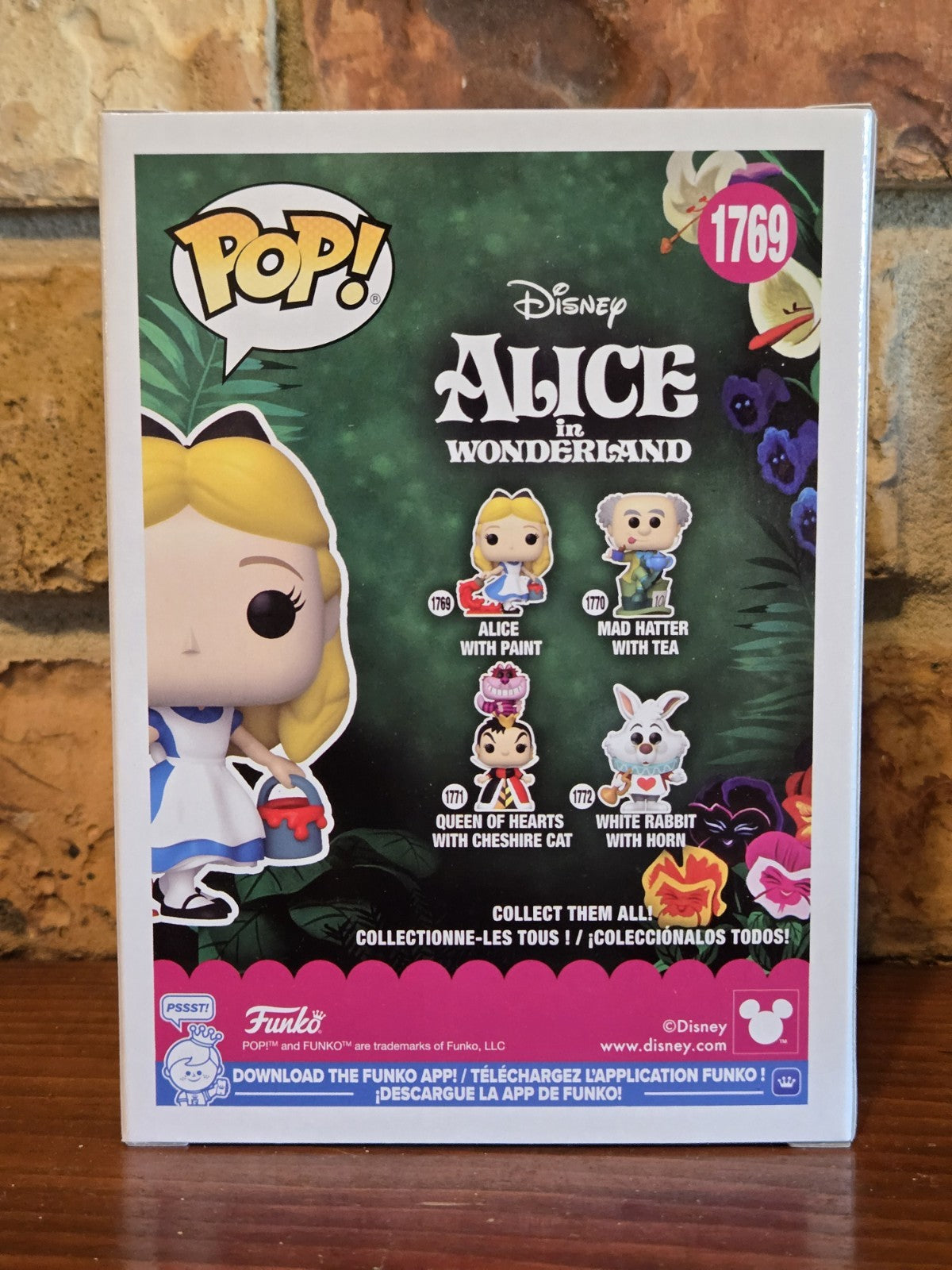 Funko Pop! Vinyl: Disney - Pop! Alice with Paint #1769