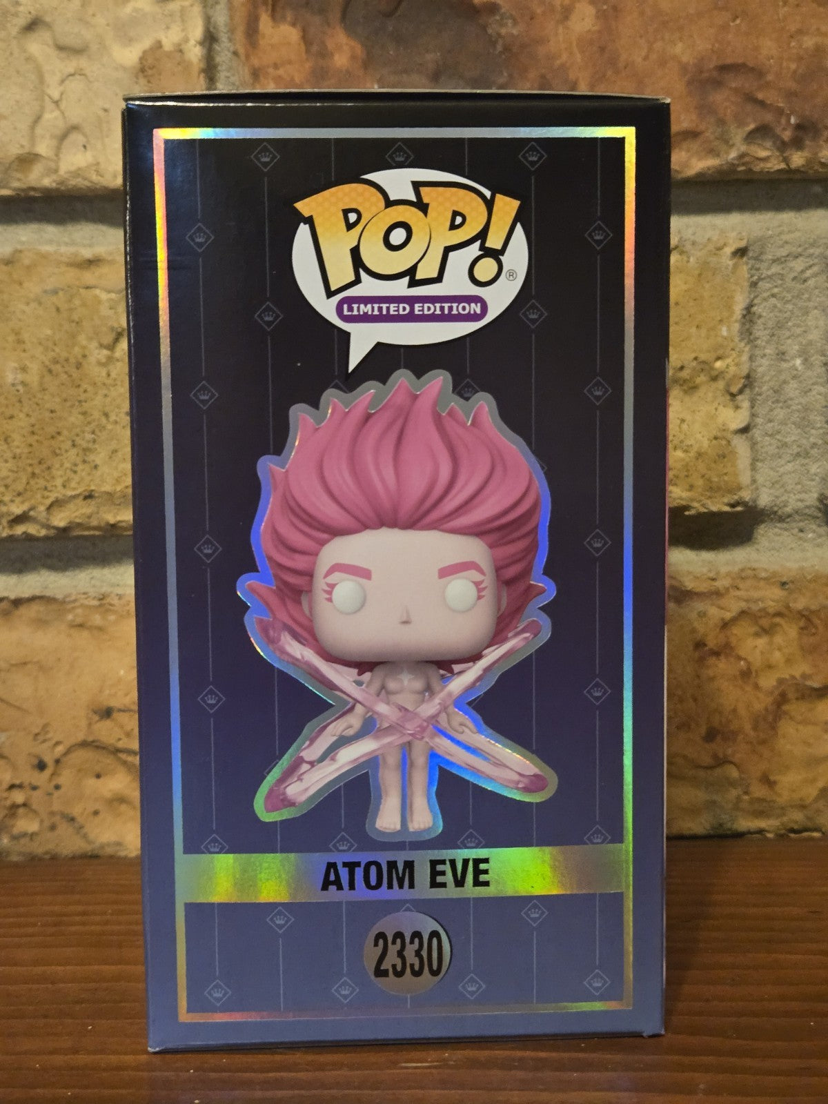 Funko POP! Invincible Atom Eve (Pink Energy) #2330 LE 7500 IN HAND + Protector 