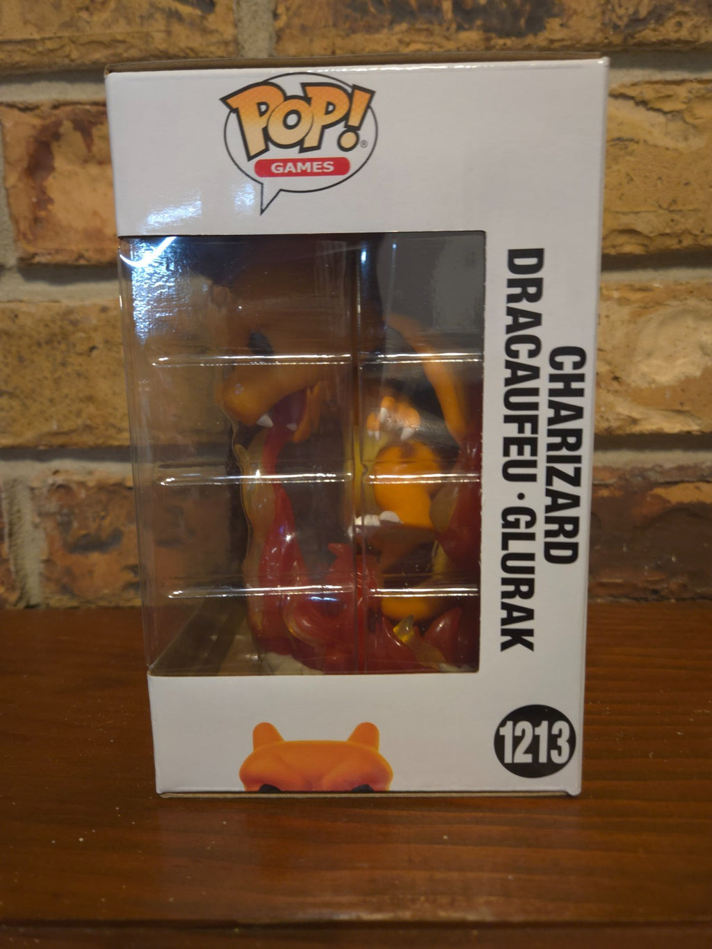 Funko Pop! Games: Pokemon Charizard #1213 Premium