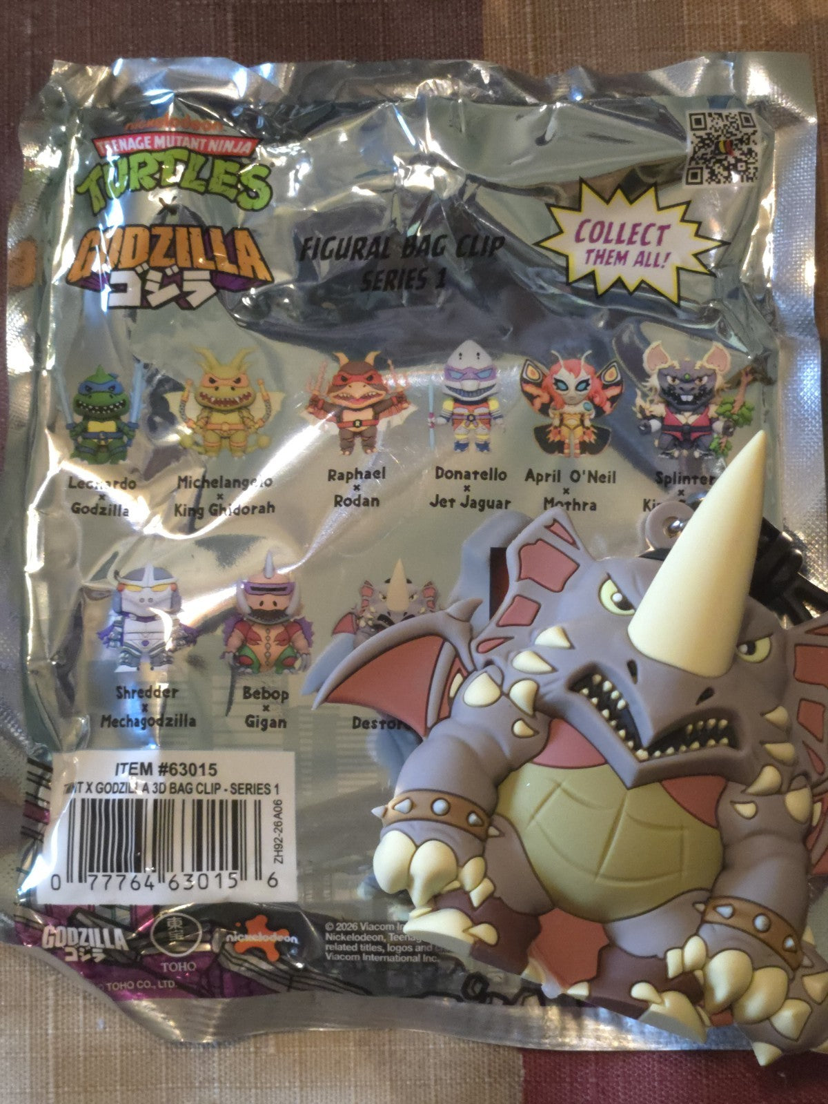 Godzilla x TMNT 3D Figural Blind Bag Clip Rockysteady X Destoroyah