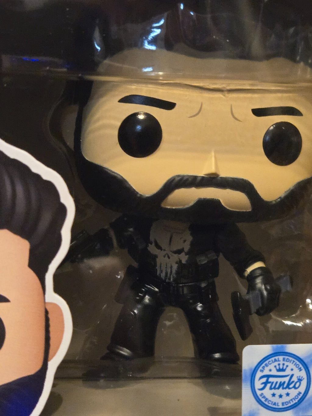 Funko Pop! The Punisher One Last Kill #1635 - Glow in the Dark - EE Exclusive