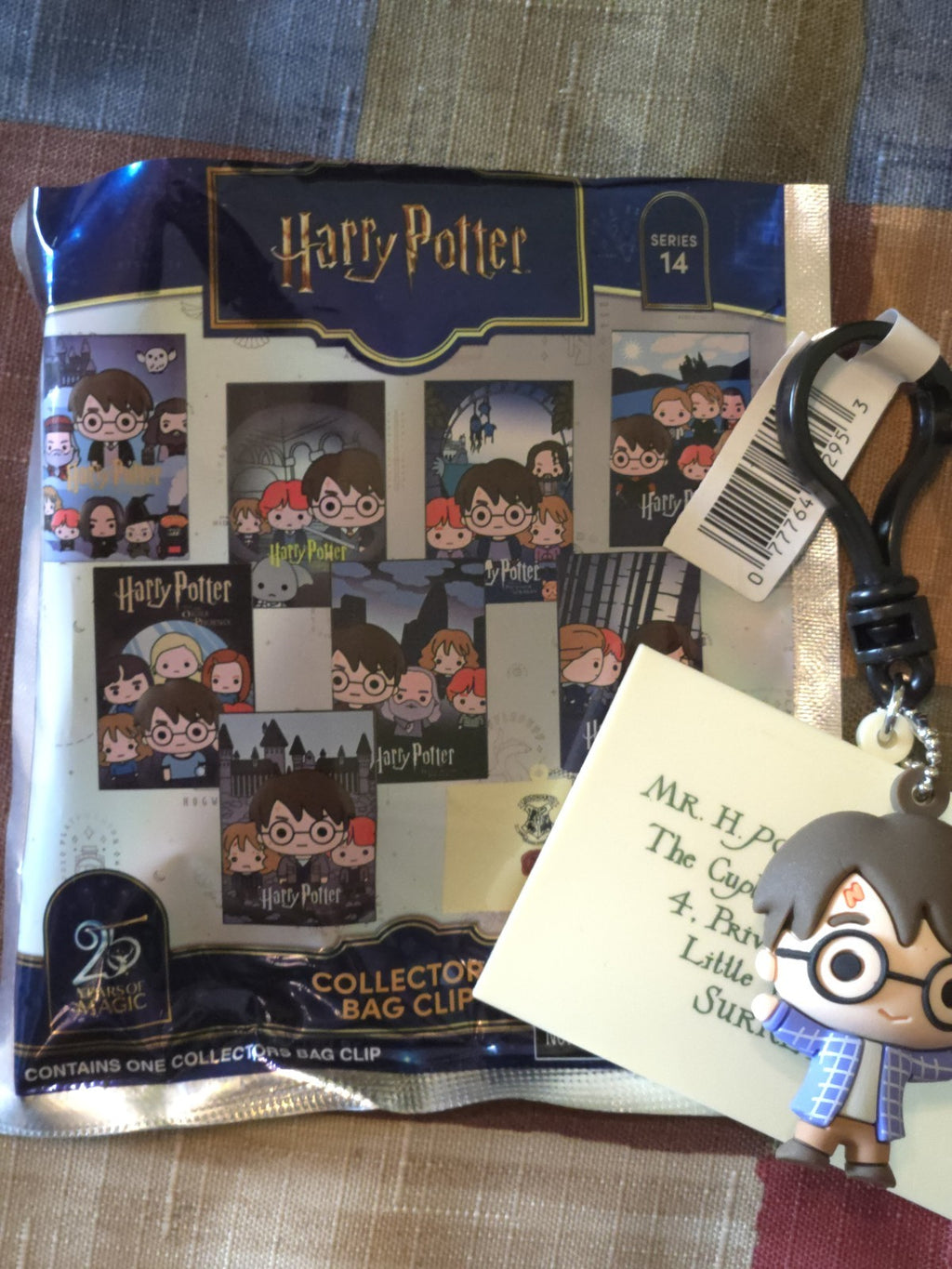 Harry Potter Series 14 3D Foam Blind  Bag Clip Hogwarts Letter With Harry Charm