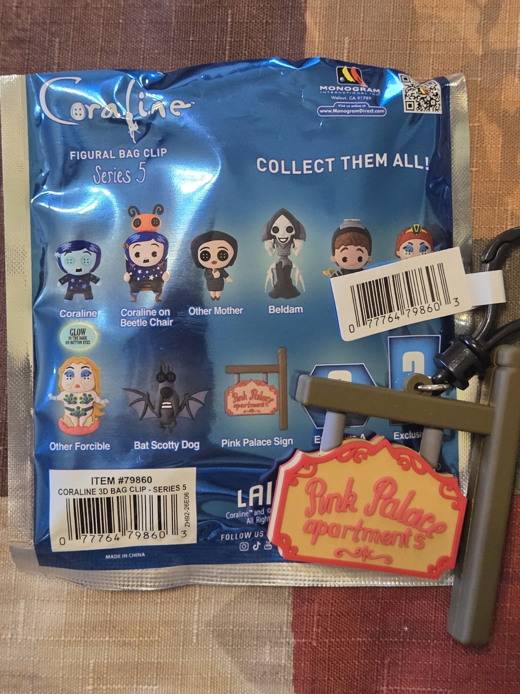 Coraline Series 5 Figural Blind Bag Clip Pink Palace Sign