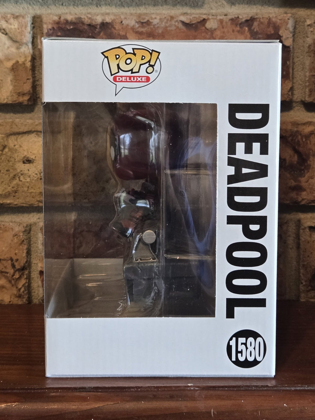Funko Pop! Deluxe: Deadpool - Deadpool on Bridge (Marvel) 