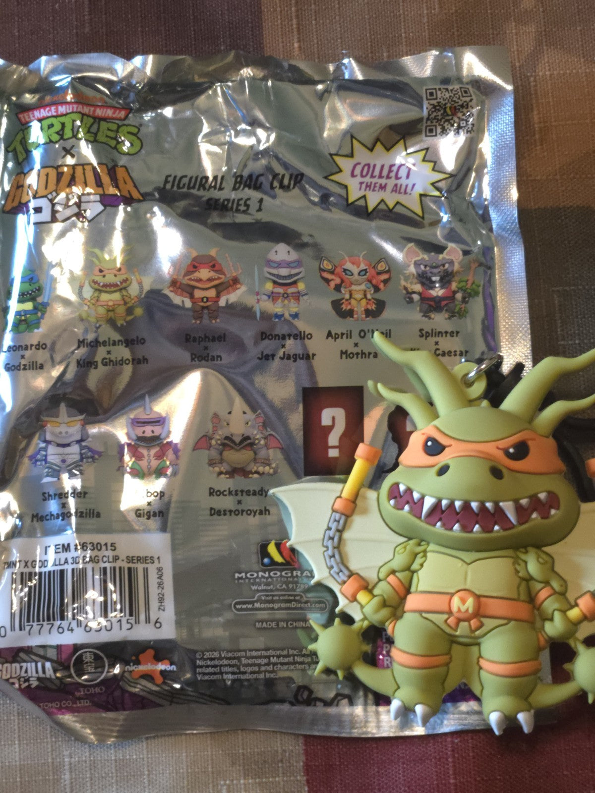Godzilla x TMNT 3D Figural Blind Bag Clip Michelangelo X King Ghidorah