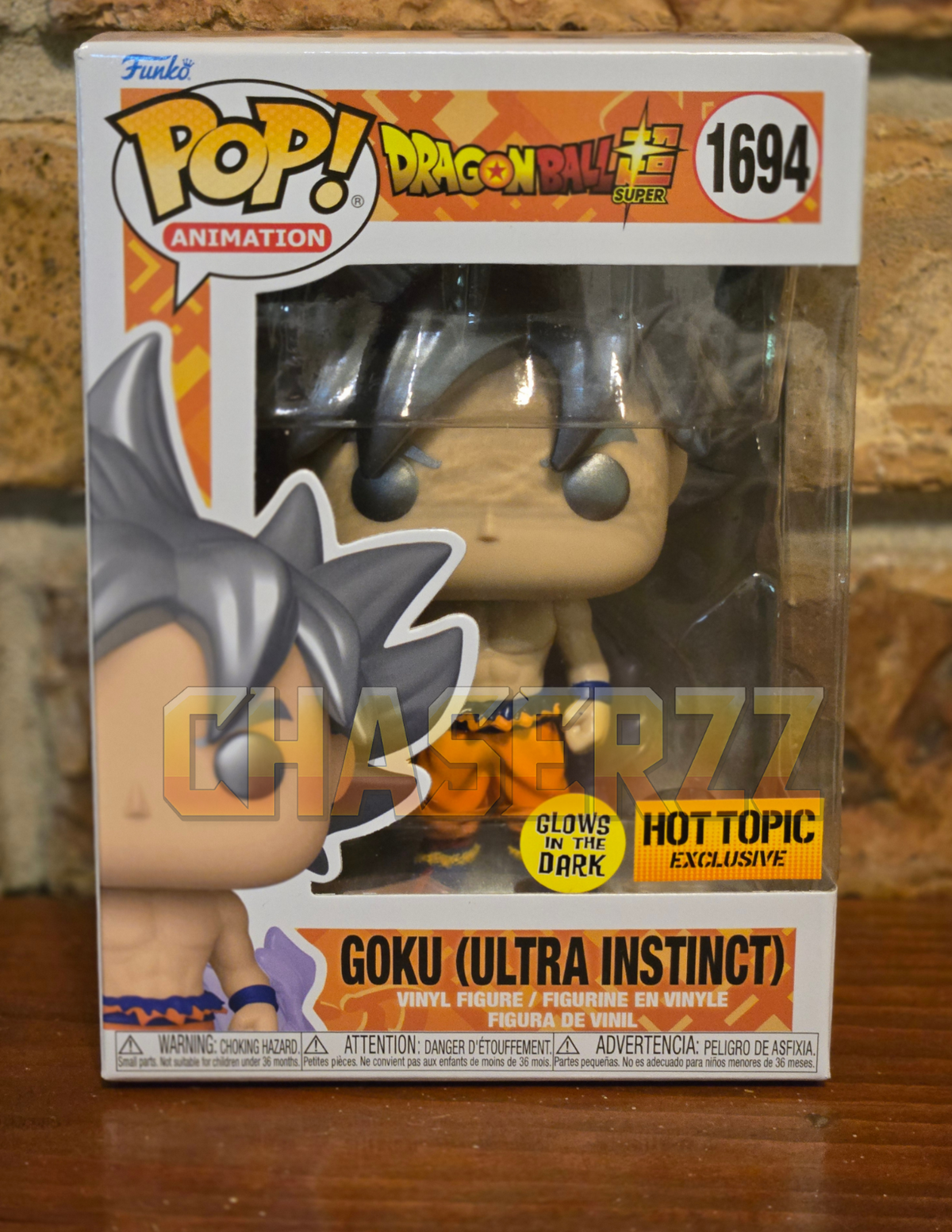 Funko Pop! Dragon Ball Super Goku (Ultra Instinct) 1694 GITD Hot Topic Exclusive