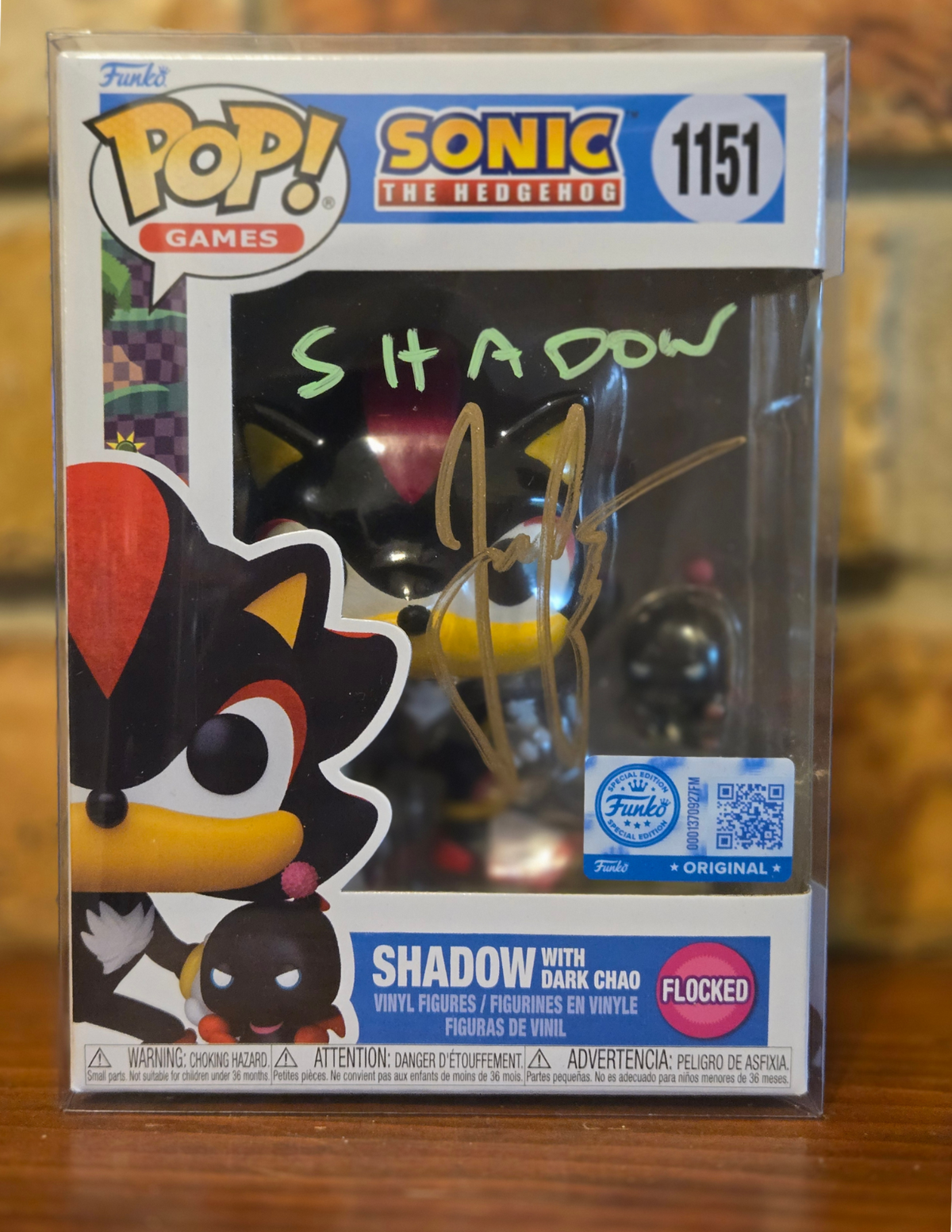 Funko Pop! Sonic The Hedgehog Shadow With Dark Chao #1151 Flocked SE W/Protector